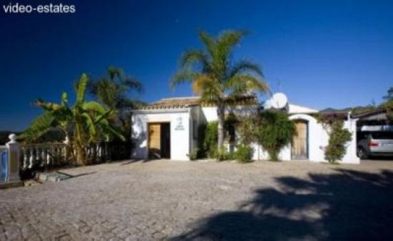 Estepona Finca zwischen Marbella und Estepona, modern und hochwertig ausgestattet Haus kaufen