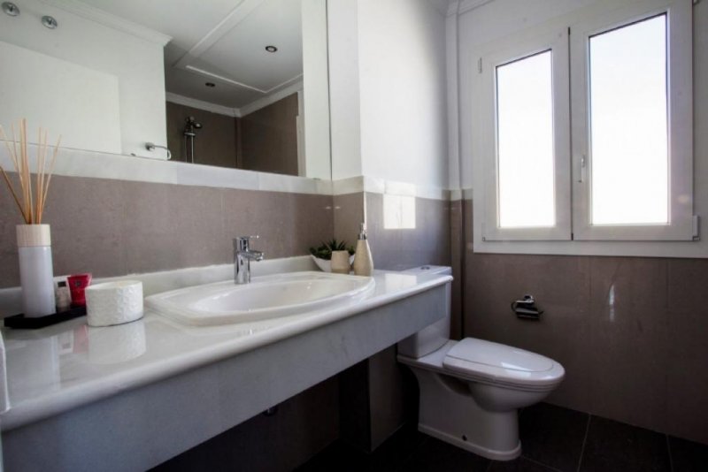 Estepona Für Golfliebhaber! Neubau-Villen mit Swimmingpool Haus kaufen