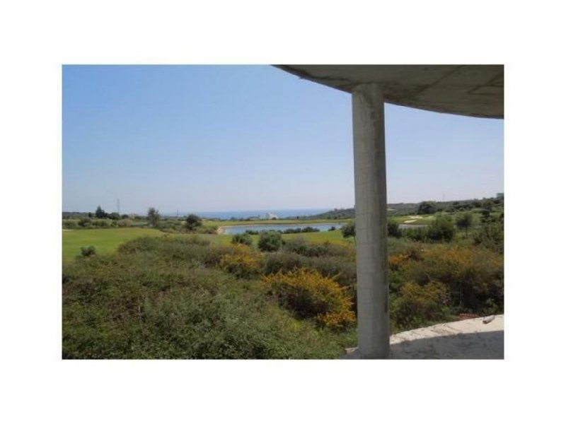 Estepona hda-immo.eu: Meerblickgrundstück (mit Bauruine) in Estepona zu verkaufen. Grundstück kaufen