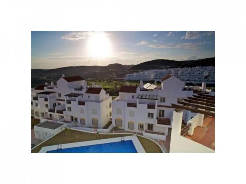 Estepona HDA-immo.eu: Neubau, Golfplatz: 2 SZ Terrassenwohnung in Estepona zu verkaufen. Wohnung kaufen