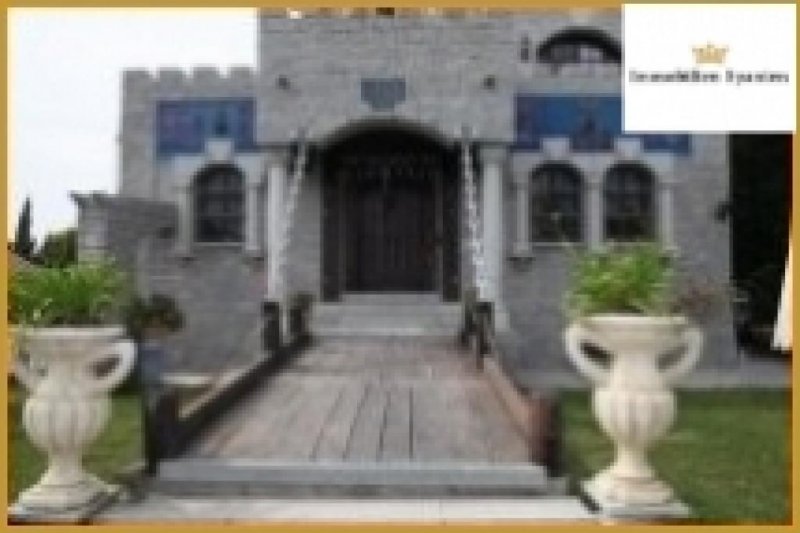 Estepona Schloss-Villa in Marbella Haus kaufen