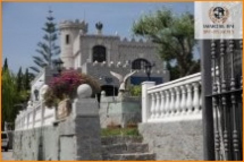 Estepona Schloss-Villa in Marbella Haus kaufen