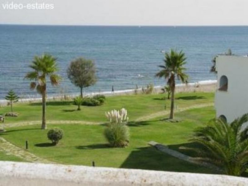 Estepona Sehr gepflegtes Reihenhaus mit Meerblick und direktem Zugang zum Strand Haus kaufen