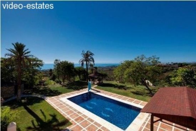 Estepona Villa mit Gästehaus - sehr privat gelegen Haus kaufen