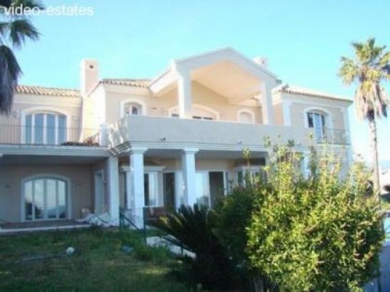 Estepona Villa mit Meerblick zwischen Estepona und San Pedro Haus kaufen