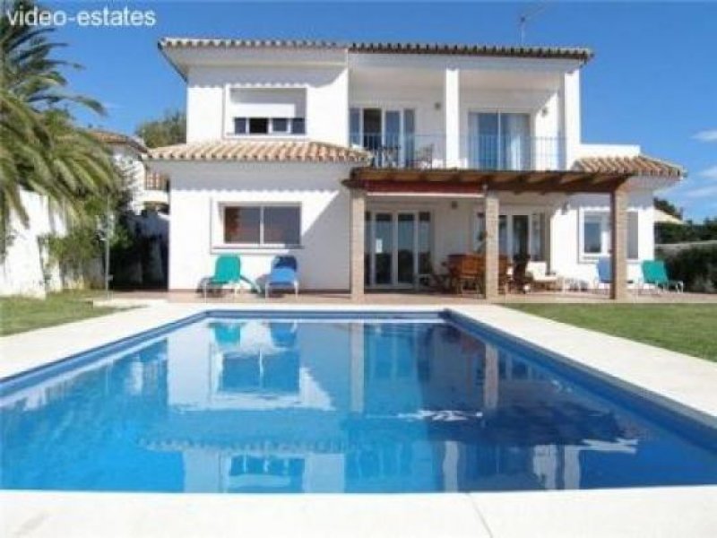 Estepona Villa, modern und praktisch Haus kaufen