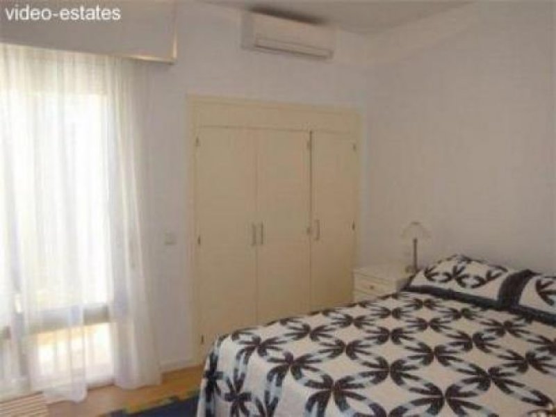 Estepona Villa oberhalb Estepona, ruhig gelegen mit Meerblick Haus kaufen