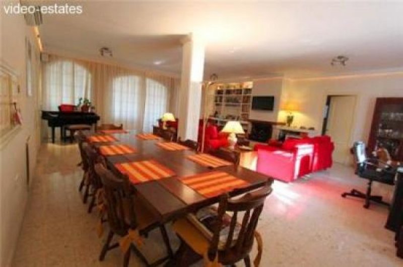 Estepona Villa zwischen Estepona und La Duquesa, reduziert Haus kaufen