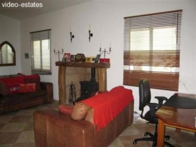 Casares Finca mit separatem Gästehaus mit 2 Schlafzimmern Haus kaufen