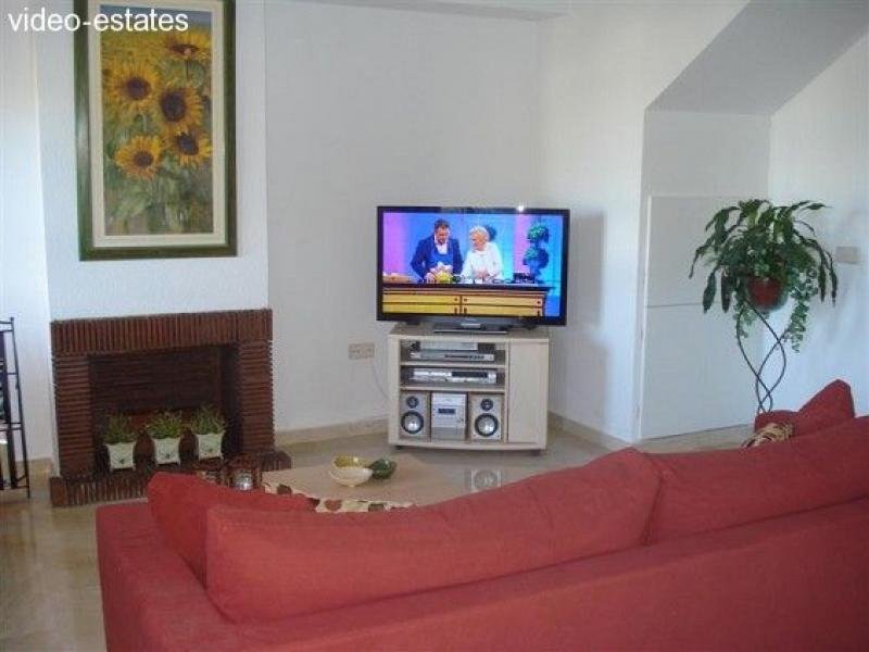 La Duquesa Reihenhaus direkt auf dem Golfplatz zum Kauf Haus kaufen