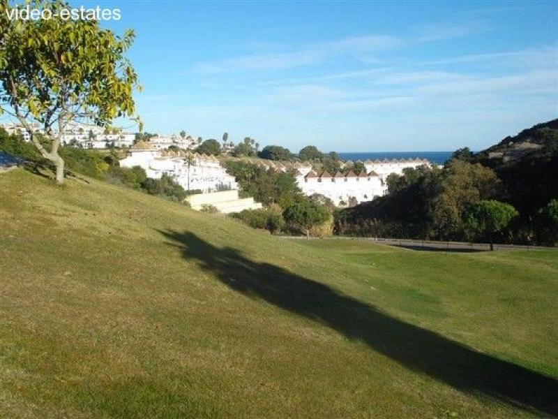 La Duquesa Reihenhaus direkt auf dem Golfplatz zum Kauf Haus kaufen