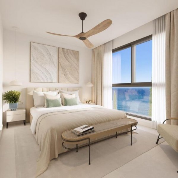 Vélez Málaga Sensationell - Neubau-DH-Villa in erster Meereslinie Haus kaufen