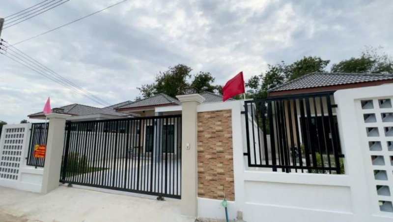 Nakhon Ratchasima New house for sale - modern style! Nakhon Rathasima Haus kaufen