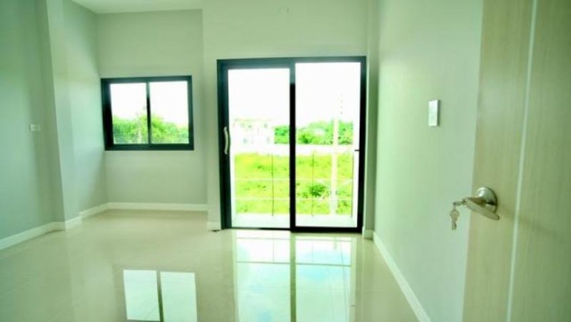 Nakhonratchasima Stadthaus in Korat Suranaree Haus kaufen