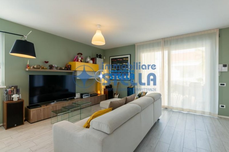 Jesolo Splendido appartamento in residence con piscina Wohnung kaufen