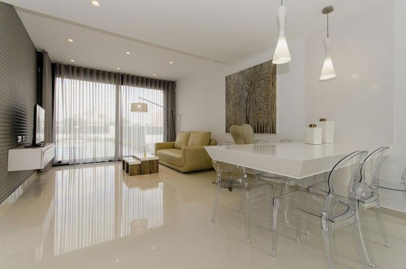 Los Belones Luxusvillen mit 3 - 4 Schlafzimmern und Privatpool nur 500 m vom Strand Haus kaufen