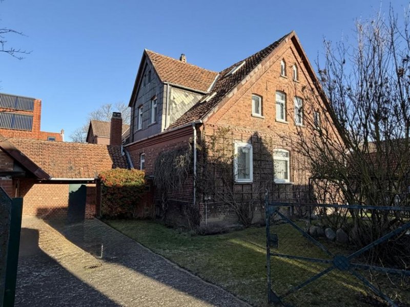 Hannover Charmanter Denkmalschutz für Ihre Wohnträume mit Potenzial Haus kaufen