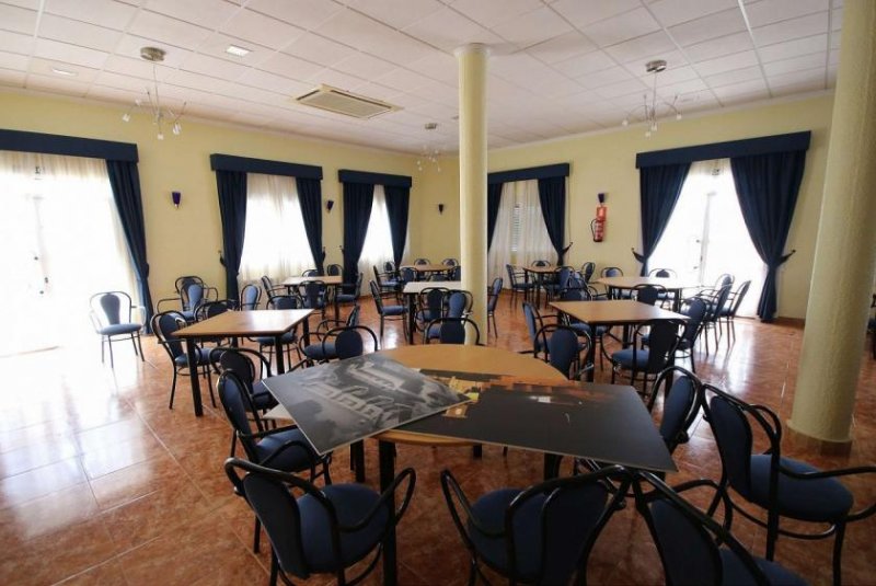 Fortuna Große Geschäftsmöglichkeit - Massives Restaurant, Bar, Hotel in Fortuna, Murcia. Stark reduziert für einen schnellen Gewerbe