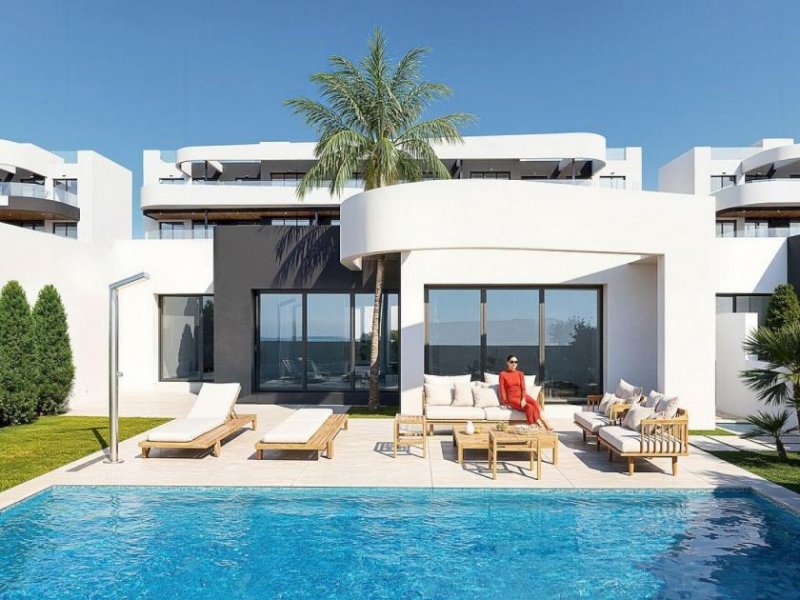 Los Alcazares Schicke, moderne Neubau-Villa nahe La Serena Golf in Los Alcázares Haus kaufen