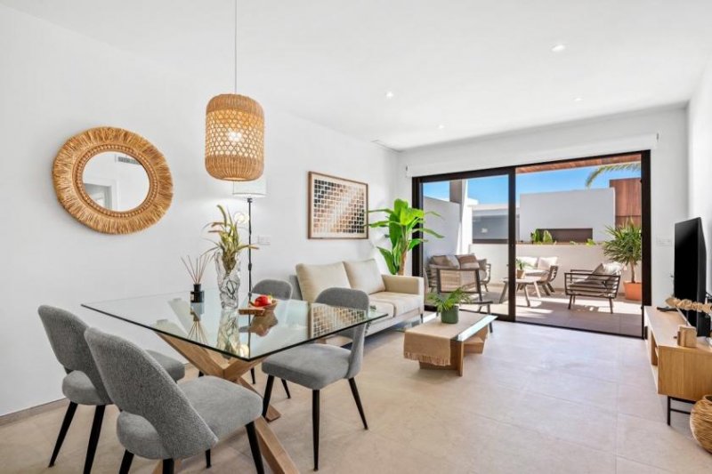 Los Alcázares Appartements mit 2 Schlafzimmern, 2 Bädern, Tiefgaragenstellplatz und Gemeinschaftspool in der Golfanlage La Serena Golf kaufen