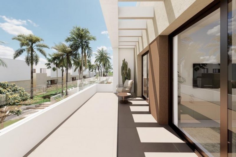 Los Alcázares Obergeschoss-Wohnungen mit 3 Schlafzimmern, 2 Bädern, Dachterrasse, Tiefgaragenstellplatz und Gemeinschaftspool neben Serena