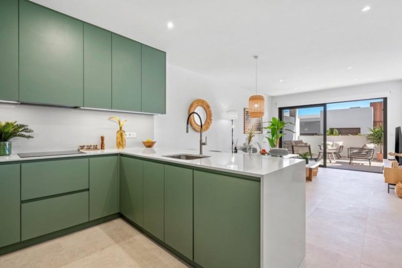 Los Alcázares Penthouse-Wohnungen mit 3 Schlafzimmern, 2 Bädern, Dachterrasse, Tiefgaragenstellplatz und Gemeinschaftspool in der Golfanlage