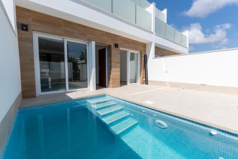 San Pedro del Pinatar Bezugsfertiges Haus mit Solarium und Pool Haus kaufen
