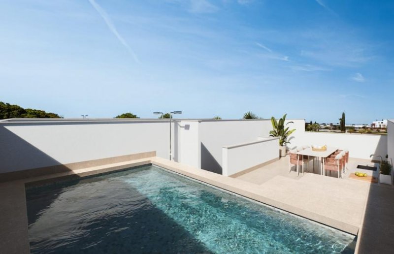San Pedro del Pinatar Moderne Villa mit privatem Rooftop-Pool Haus kaufen