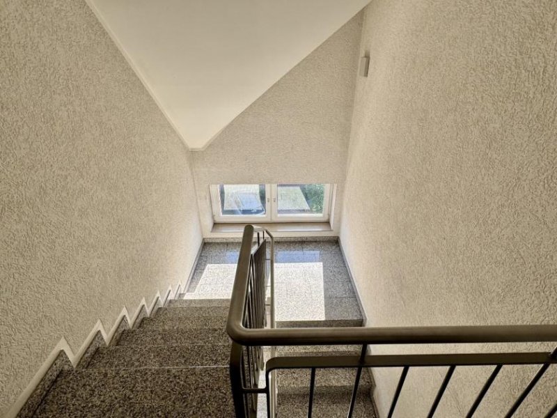 Seelze moderne 2 Zimmer Wohnung mit Loggia Wohnung kaufen