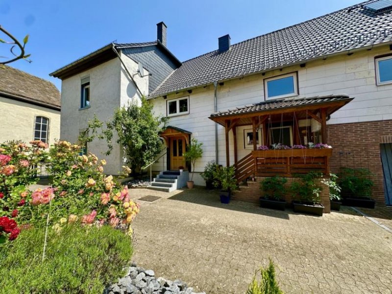 Salzhemmendorf Liebevoll sanierte Immobilie für die große Familie Haus kaufen