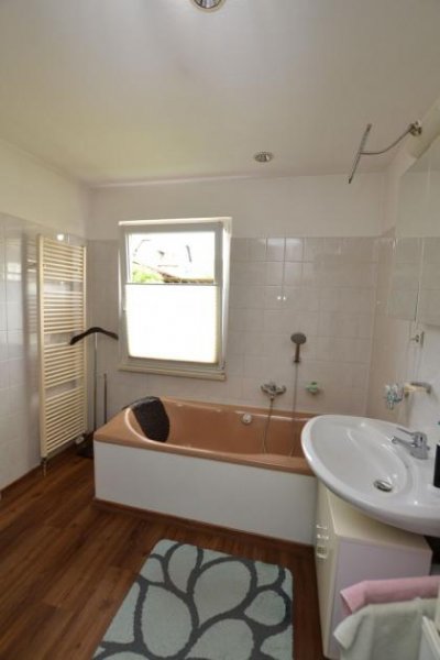 Delligsen Bungalow in 31073 Delligsen - Wohnen und arbeiten an einem Ort! Haus kaufen