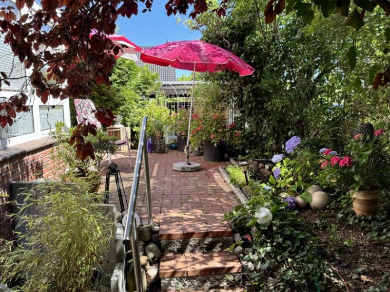 Burgdorf großzügiges Zweifamilienhaus in Sackgassenlage Haus kaufen