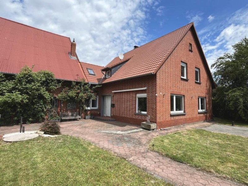 Suthfeld ***Modernisiertes Wohnhaus mit Scheune, Stallungen und Weideland - ideal für Pferdehaltung und ländliches Wohnen*** Haus