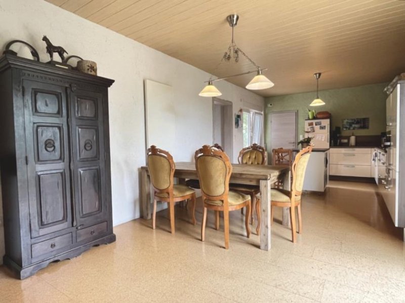 Suthfeld ***Modernisiertes Wohnhaus mit Scheune, Stallungen und Weideland - ideal für Pferdehaltung und ländliches Wohnen*** Haus