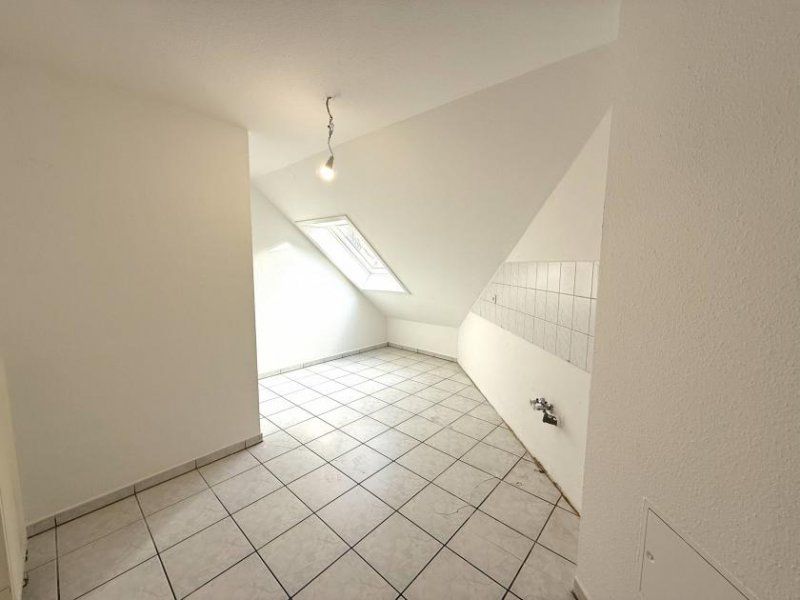 Buchholz (Landkreis Schaumburg) Frisch renovierte 3-Zimmer-Eigentumswohnung mit Balkon und Stellplatz Gewerbe kaufen