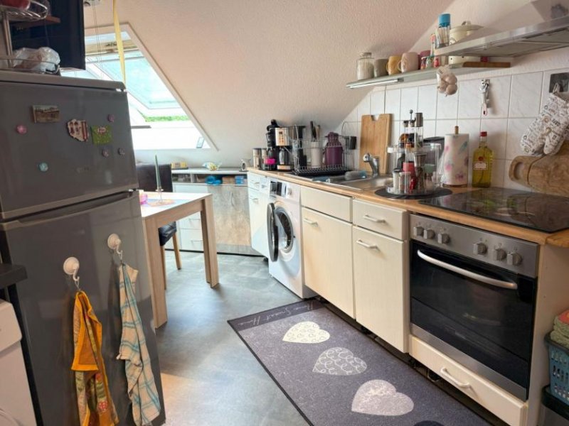 Buchholz (Landkreis Schaumburg) Gut geschnittene Eigentumswohnung mit Balkon als Investment Gewerbe kaufen