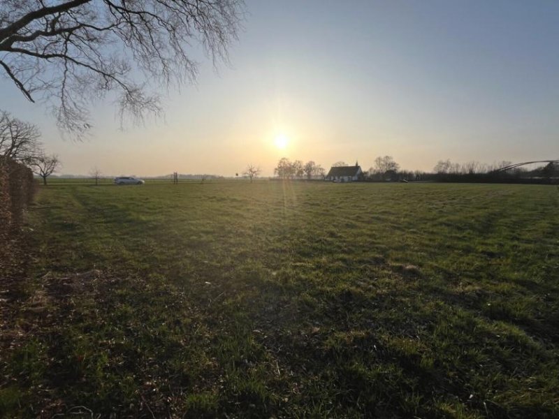 Pollhagen ***Idyllisch gelegenes Baugrundstück in Ortsrandlage am Landschaftsschutzgebiet*** Grundstück kaufen