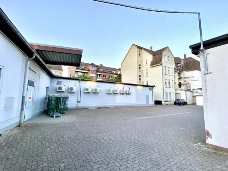 Hameln Gewerbegrundstück sowie 25 Garagen in zentraler Lage Gewerbe kaufen