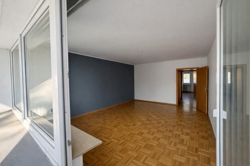 Bad Pyrmont Lichtdurchflutete Wohnung mit sonniger Loggia – attraktive Kapitalanlage oder gemütliches Zuhause Wohnung kaufen