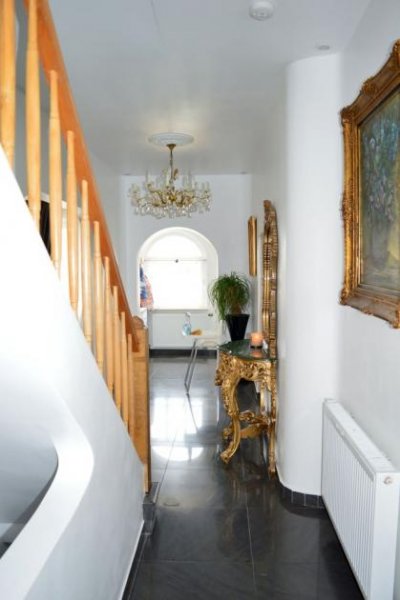 Hessisch Oldendorf Saniertes Einfamilienhaus in begehrter Hanglage in Fischbeck Haus kaufen