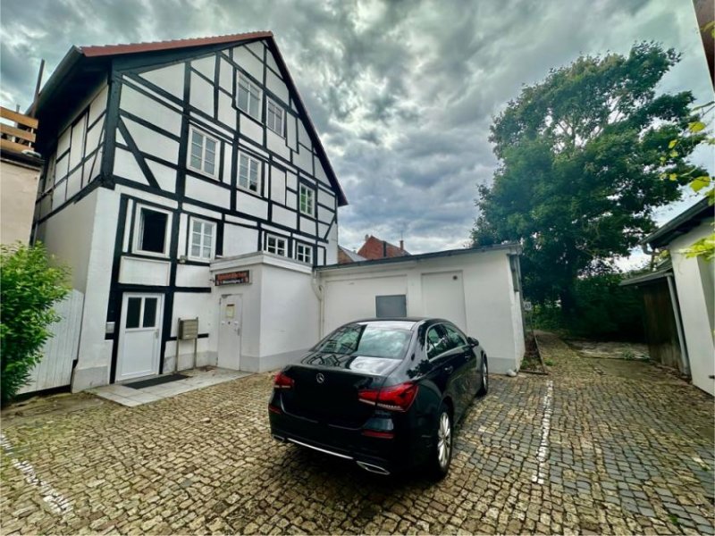 Hessisch Oldendorf Saniertes Wohn- und Geschäftshaus in der Altstadt Haus kaufen