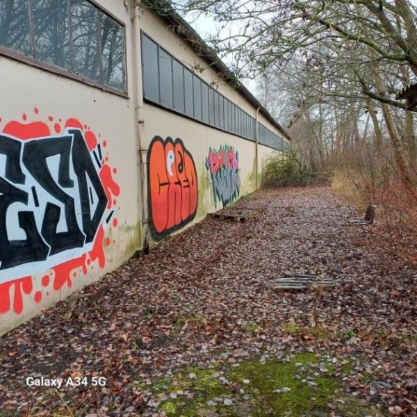 Bünde Lager- Produktionshalle mit ca. 1.150 qm Fläche zu verkaufen Gewerbe kaufen