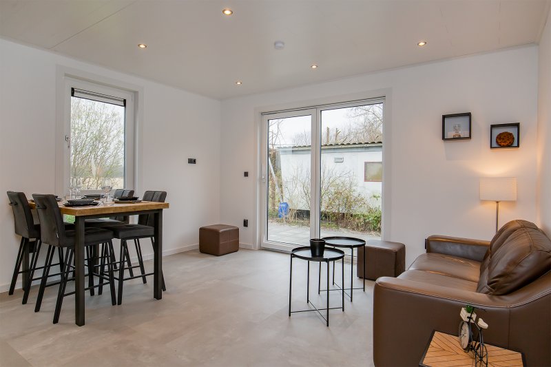 Nieuwe Tonge Schönes modernes Chalet Typ Cube Nieuwe Tonge Zuid Holland, am see Niederlande Wohnung kaufen