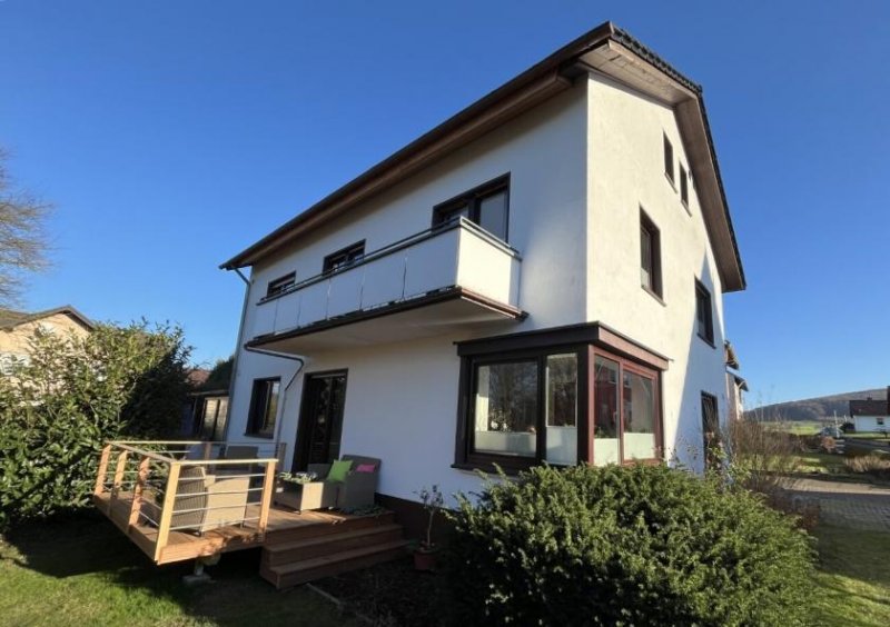 Kalletal ***Tolle Gelegenheit! Stilvoll modernisiertes Ein- / Zweifamilienhaus + Bungalow*** Haus kaufen