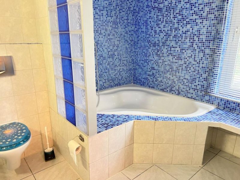 Dörentrup RESERVIERT: 2 Häuser zum Preis von einem! Mit Deele und 4 Wohnungen mit separaten Eingängen Haus kaufen