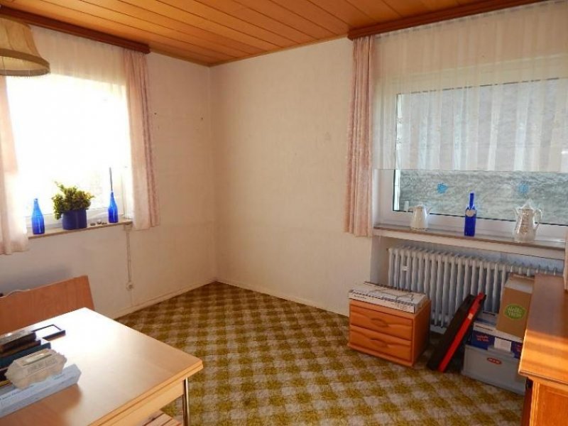 Schieder-Schwalenberg Ideal für die junge Familie - Einzug sofort möglich! Haus kaufen