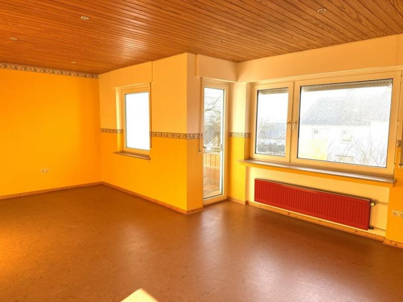 Blomberg Ihr Ruhepol in Blomberg – modernisiertes Reihenendhaus mit Gartenidylle und Teich Haus kaufen