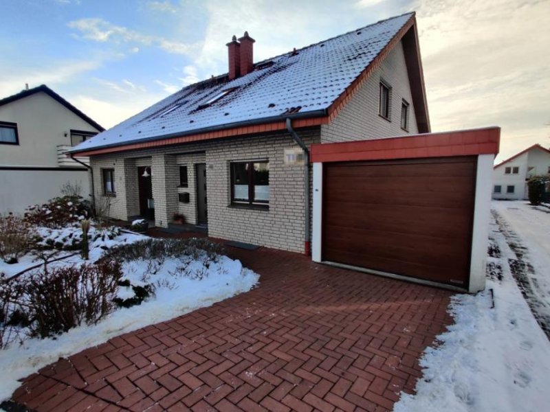 Bielefeld Doppelhaushälfte in beliebter Wohnlage von Bielefeld-Quelle Haus kaufen