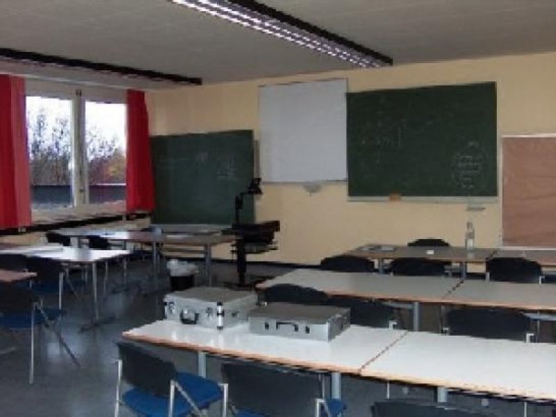 Kassel Stopp!! tolles Büro und Schulungsgebäude, teilweise vermietet Gewerbe kaufen