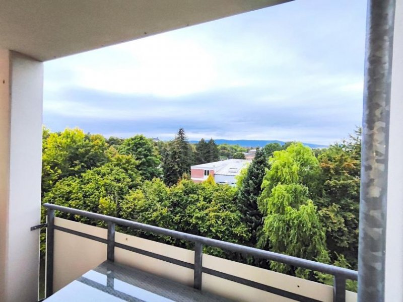 Kassel ++ NEUWERTIGE EIGENTUMSWOHNUNG IN TOP ZUSTAND! ++ INKL. SONNENBALKON ++ Wohnung kaufen